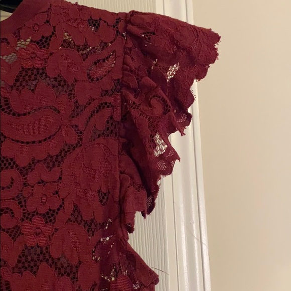 A New Day Maroon Cap Sleeve Lace Mesh Dress Top - Picture 5 of 5